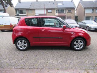 Voertuigafbeelding 9