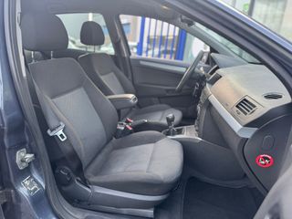 Voertuigafbeelding 19