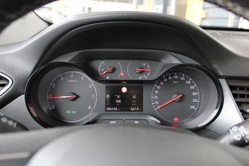 Voertuigafbeelding 16