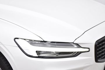 Voertuigafbeelding 8