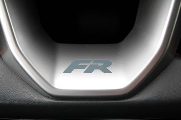 Voertuigafbeelding 13