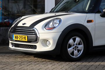 Voertuigafbeelding 16