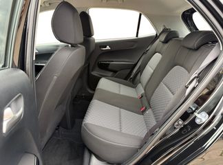 Voertuigafbeelding 12