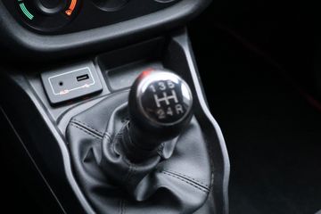 Voertuigafbeelding 19