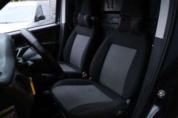 Voertuigafbeelding 6