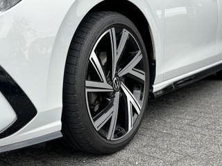 Voertuigafbeelding 8