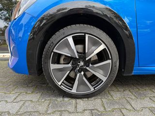 Voertuigafbeelding 16