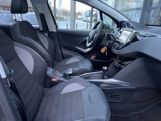 Voertuigafbeelding 13