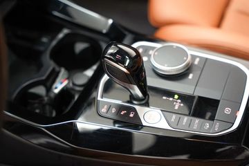 Voertuigafbeelding 9