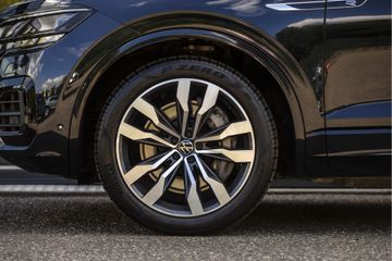 Voertuigafbeelding 8