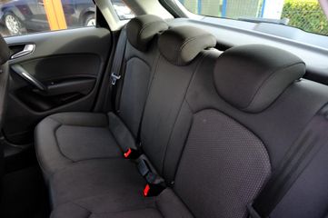 Voertuigafbeelding 21