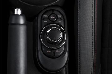 Voertuigafbeelding 26