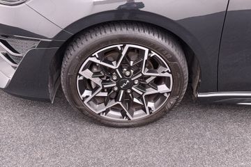 Voertuigafbeelding 6