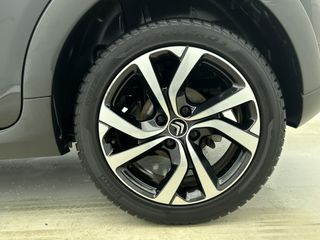 Voertuigafbeelding 42