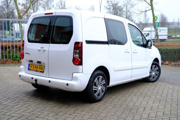 Voertuigafbeelding 2