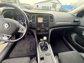 Voertuigafbeelding 25