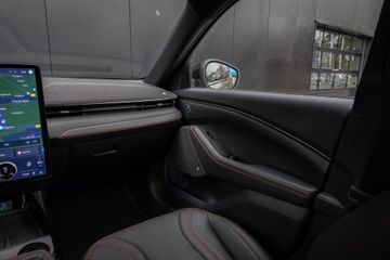 Voertuigafbeelding 43