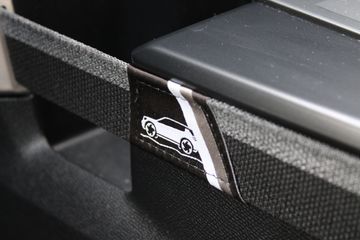 Voertuigafbeelding 15