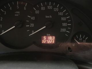 Voertuigafbeelding 8