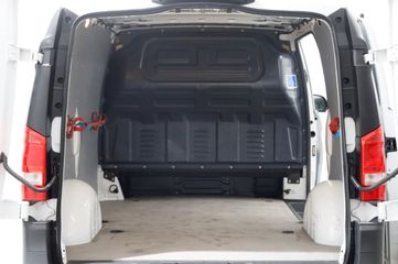 Voertuigafbeelding 4