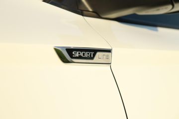 Voertuigafbeelding 10