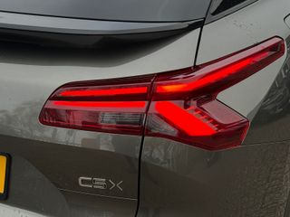 Voertuigafbeelding 11