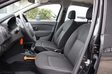 Voertuigafbeelding 12