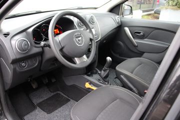 Voertuigafbeelding 13