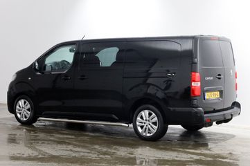 Voertuigafbeelding 12