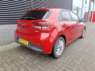 Voertuigafbeelding 3