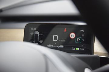 Voertuigafbeelding 8