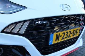 Voertuigafbeelding 6