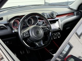 Voertuigafbeelding 9