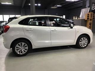 Voertuigafbeelding 5