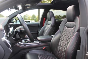 Voertuigafbeelding 3