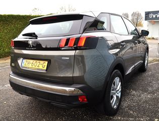 Voertuigafbeelding 3