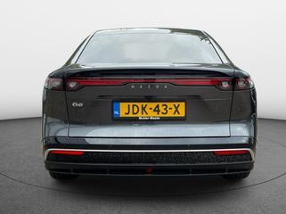 Voertuigafbeelding 5