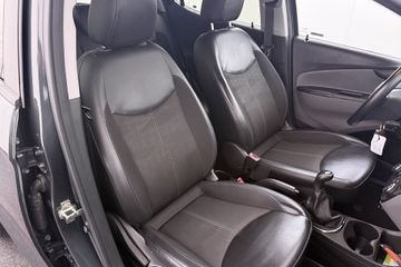 Voertuigafbeelding 13