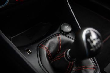 Voertuigafbeelding 28