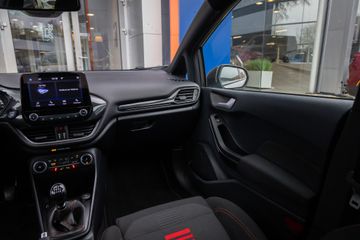 Voertuigafbeelding 38