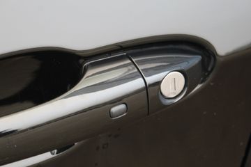 Voertuigafbeelding 38