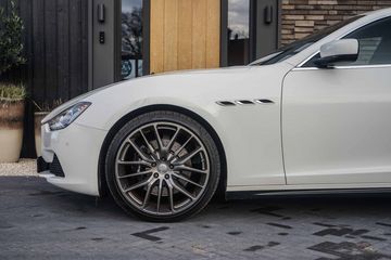 Voertuigafbeelding 6