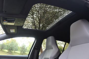 Voertuigafbeelding 12