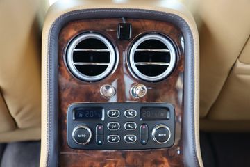 Voertuigafbeelding 90