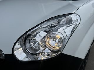 Voertuigafbeelding 10