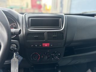 Voertuigafbeelding 16