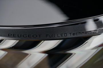 Voertuigafbeelding 10