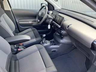 Voertuigafbeelding 15