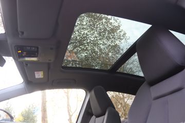 Voertuigafbeelding 12