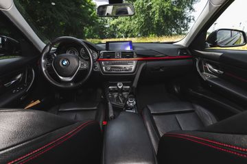 Voertuigafbeelding 12